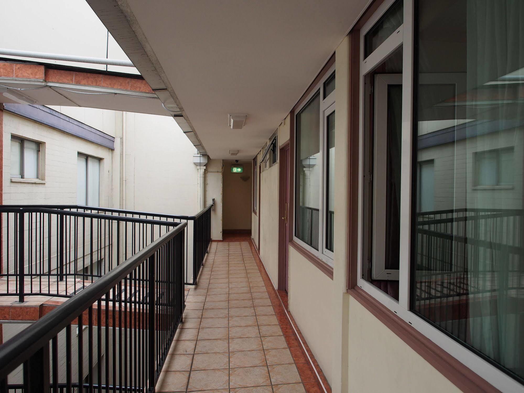 Edgecliff Lodge Motel Сидни Екстериор снимка